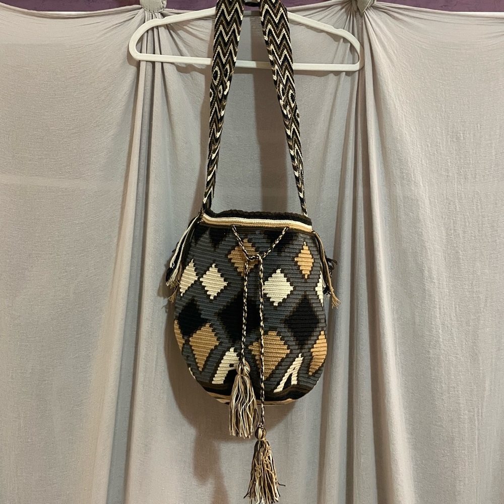 Stylish Black and Tan Women's Boho Bag